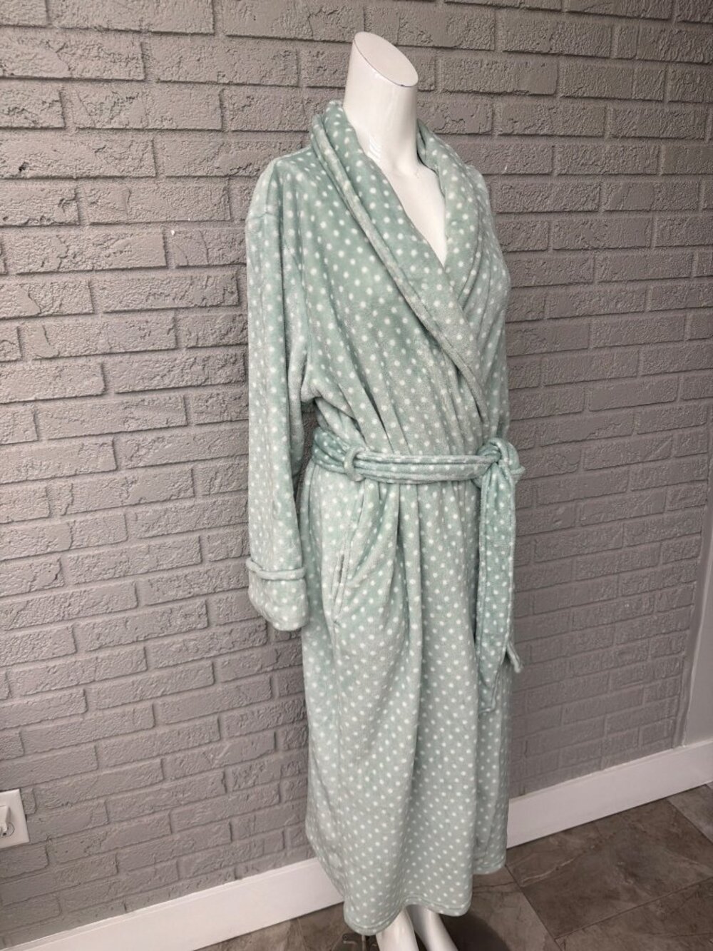 Oscar dela Renta Women’s Polka Dot Robe Size L /XL - Picture 4 of 10